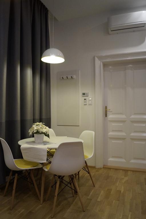 Apartment Center *